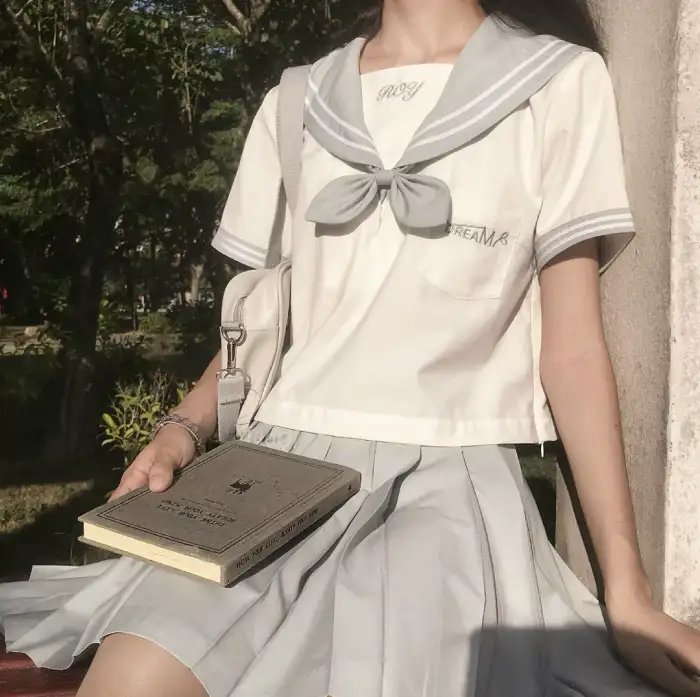 你,我和他